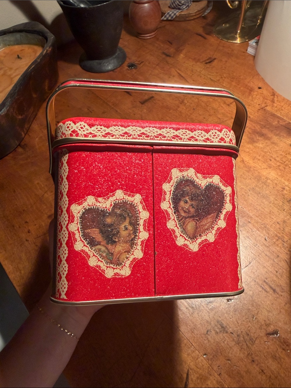 Valentine Double-Handled Vintage Tin - Cherubs Bristol Ware, 1984 Chein - Picture 5 of 9